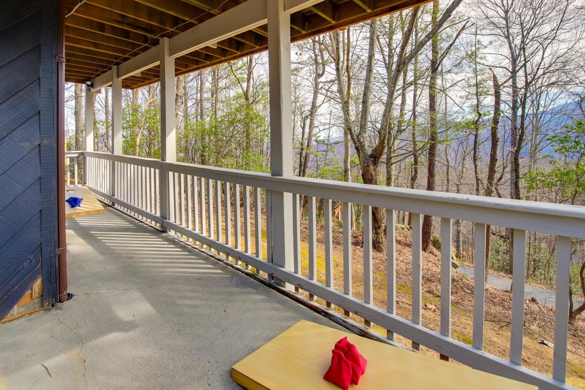 Gatlinburg Mountain Cabin With Hot Tub, Deck And Games Εξωτερικό φωτογραφία