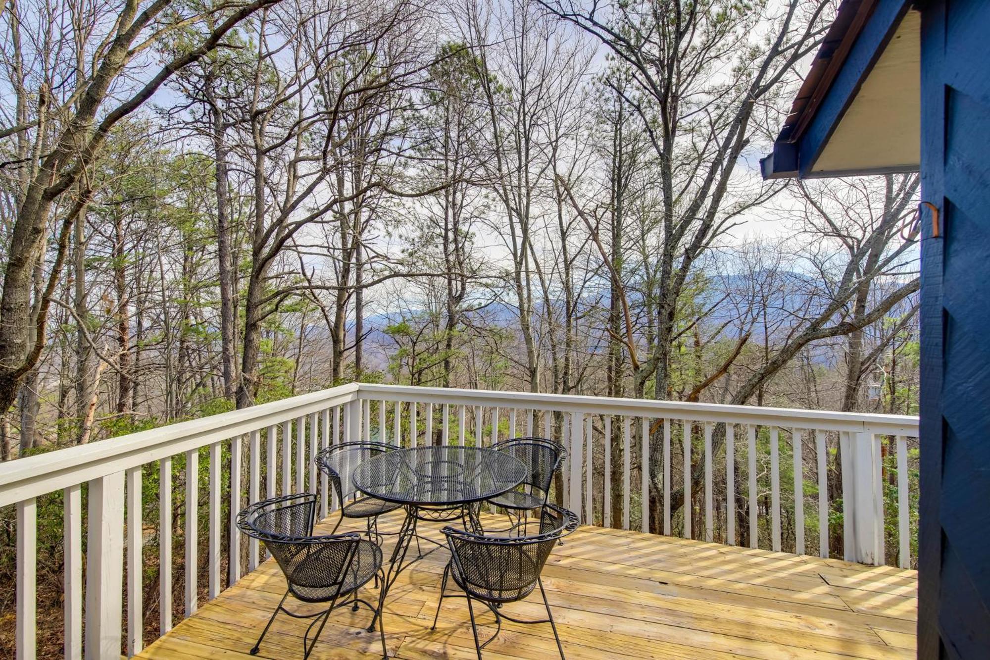 Gatlinburg Mountain Cabin With Hot Tub, Deck And Games Εξωτερικό φωτογραφία