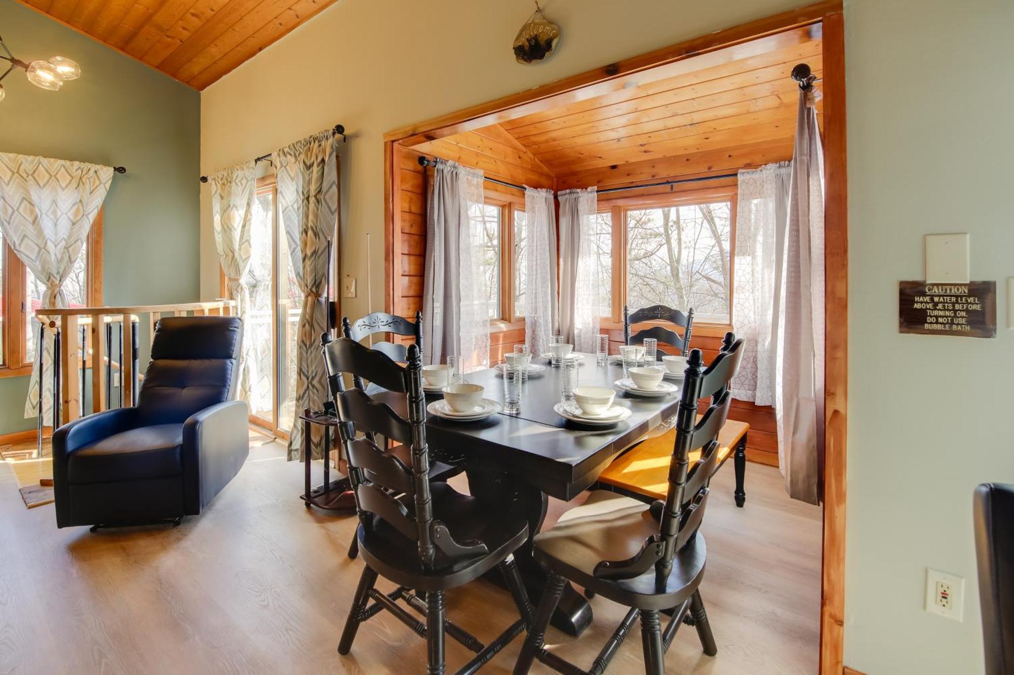 Gatlinburg Mountain Cabin With Hot Tub, Deck And Games Εξωτερικό φωτογραφία