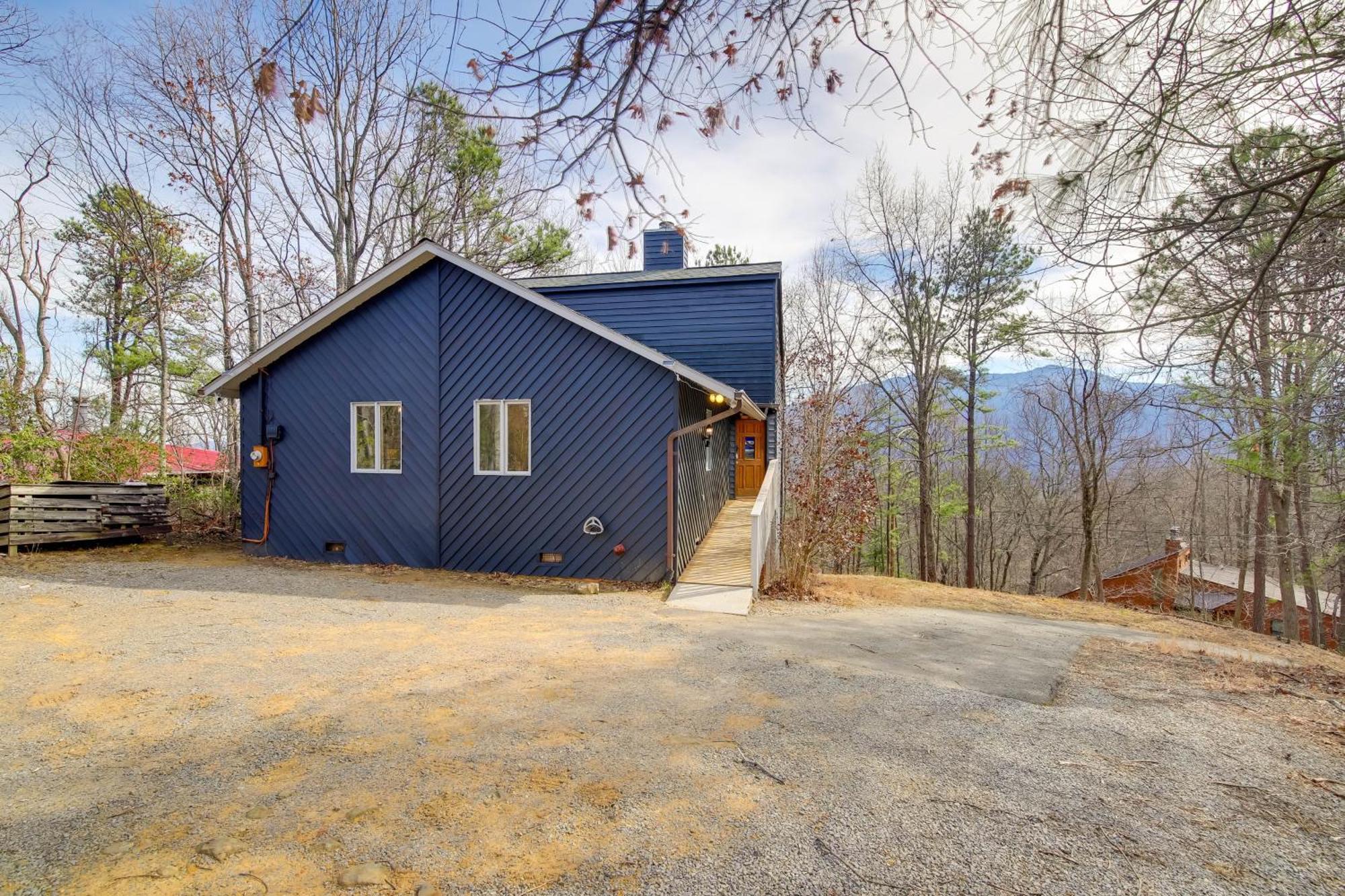 Gatlinburg Mountain Cabin With Hot Tub, Deck And Games Εξωτερικό φωτογραφία
